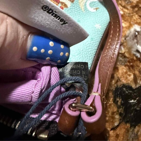 Disney Dooney & Bourke Wristlet "The Nutcracker and the Four Realms" Collection - Picture 7 of 8